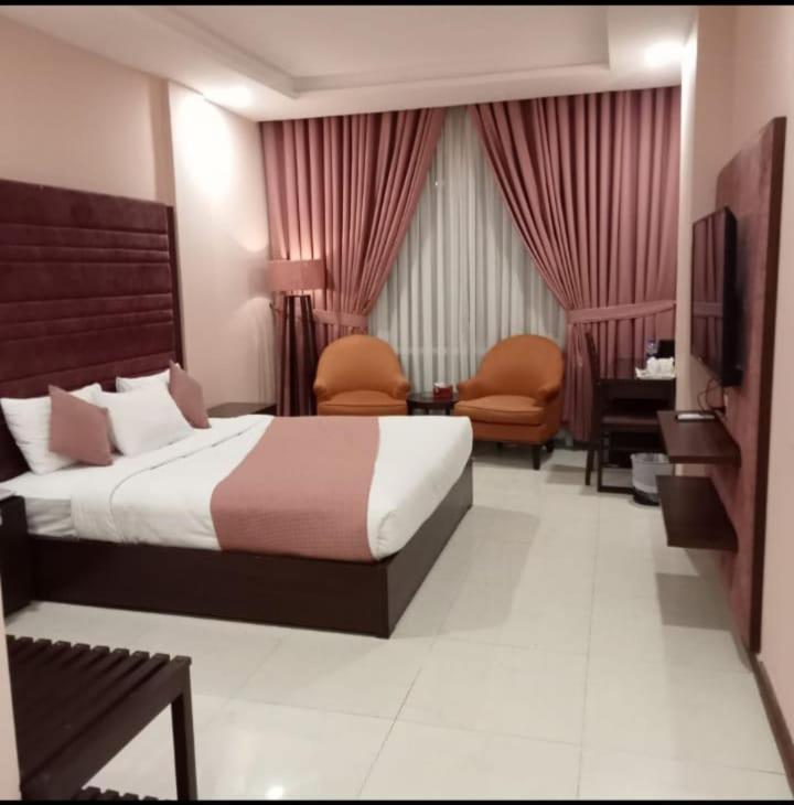 Atlas Hotel อิสลามาบัด ภายนอก รูปภาพ